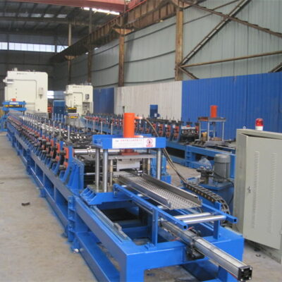 Scaffolding walk board roll forming machine