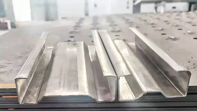 Auto Size Changeable Sigma Purlin Roll Forming Machine 06 edited